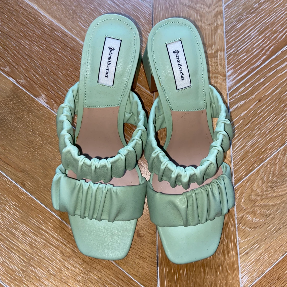 Stradivarius heels - 90