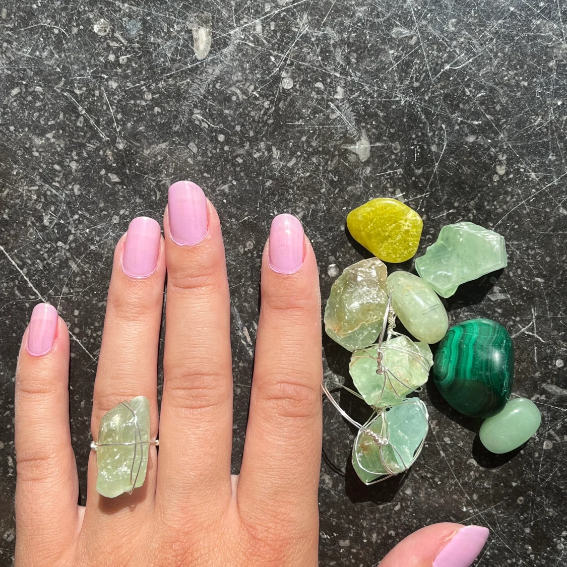 Kristallring grön kalcit