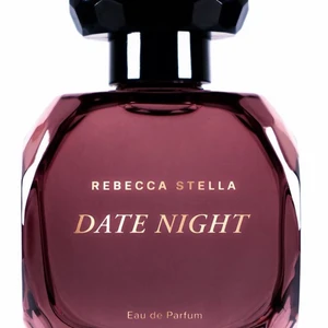 Rebecca Stella ”Date night” - Endast tagit en sprut när jag precis öppna den, inte min typ av doft därför säljer jag den.