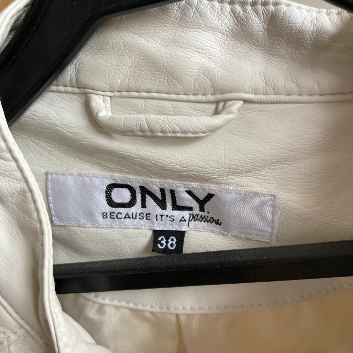 Only läder jacka st 38 - 91