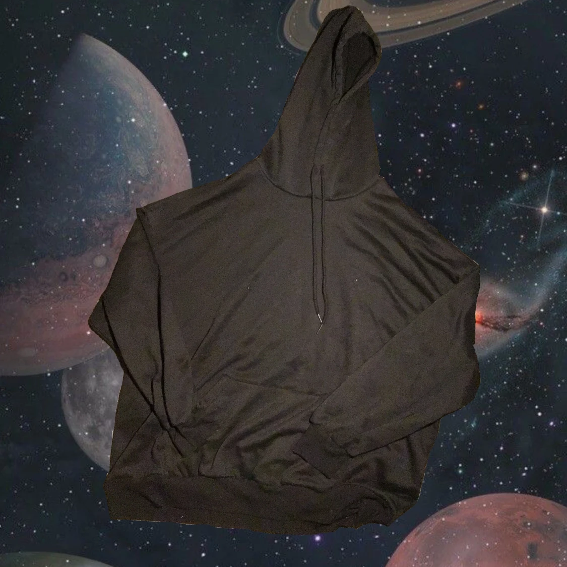 Svart hoodie med tryck på ryggen