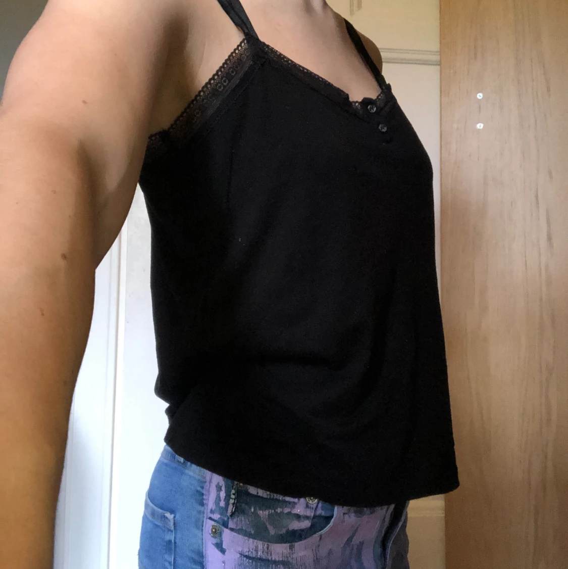 Svart linne med spets - 90