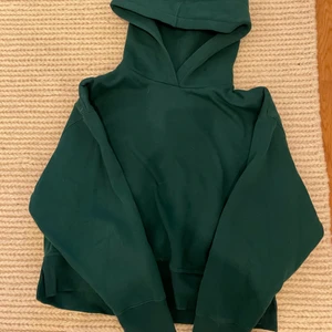 Zara hoodie - Nyskick! Köparen står för frakt:)