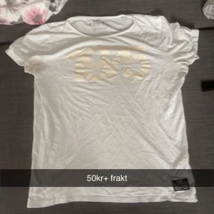 Jack & Jones tröja  - Jack & jones tröja i storlek M använd men fortfarande i fint skick 50kr+ frakt 