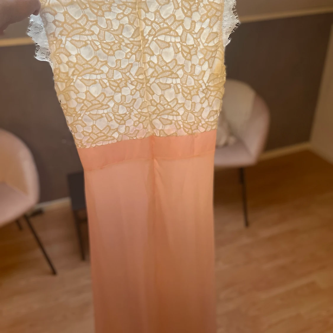 Klänning med dragkedja stl L - 90