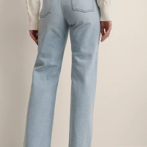 Nakd jeans - Säljer dessa superfina nakd jeans då de är för små för mig. Storlek 32 men sitter som en 34. (Inte mina bilder)