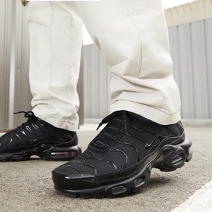 TN skor - Säljer de för använder inte de längre det är inte min still det är i ett bra skick inga skador eller så