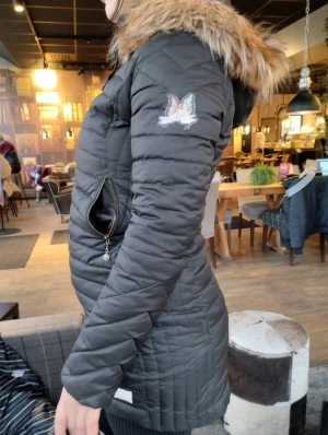 Odd Molly vinterjacka parkas  - Jättefin Odd Molly vinterjacka st 2 motsvarar st m 