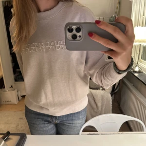 Carin Wester tröja - Säljer en oanvänd Carin Wester tröja i storlek S. Nypris 399kr, säljes för 100kr