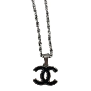 Vintage Chanel halsband  - Perfekt vintage skick inga som helst brister! Ny stainless steel kedja, ca 45cm.