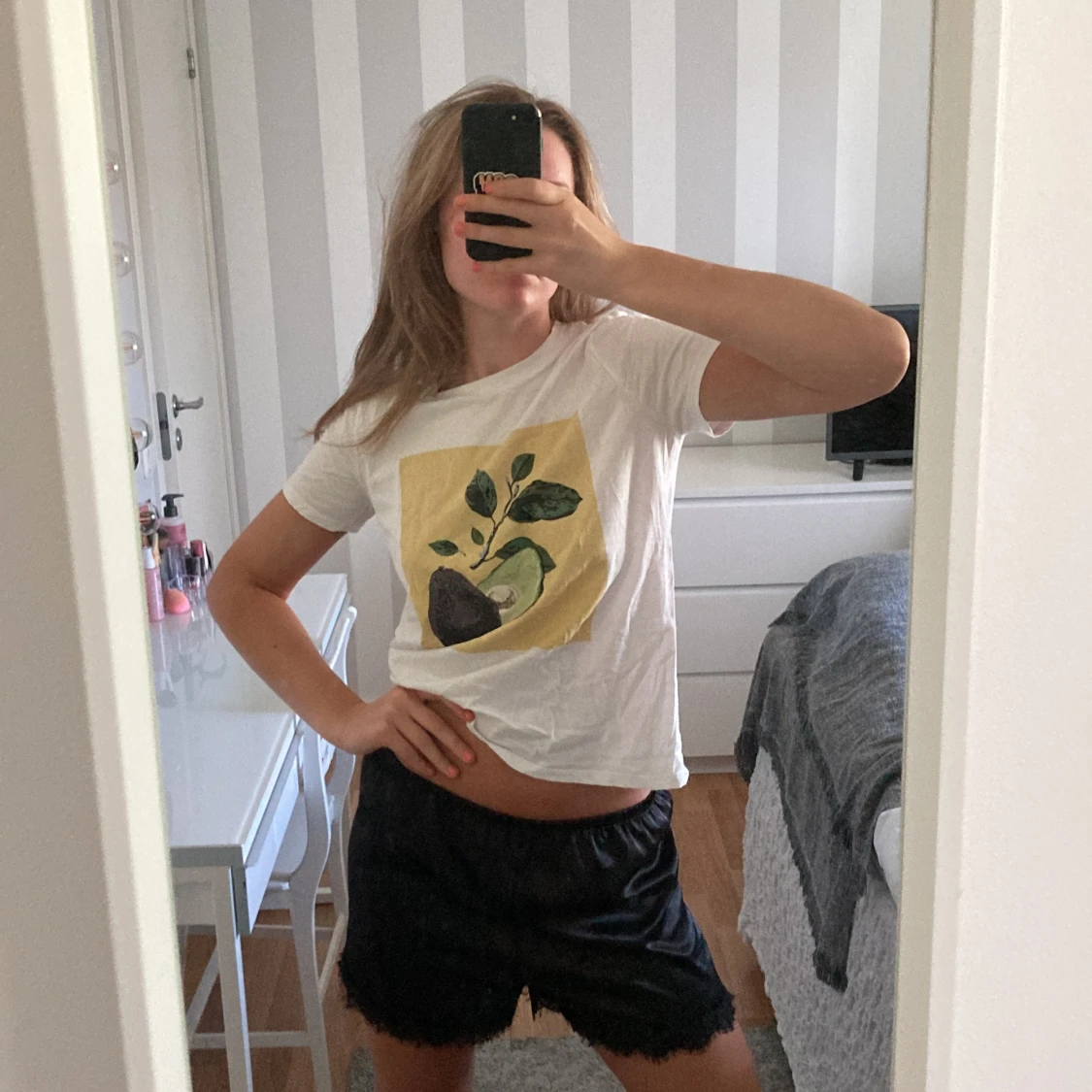 Tröja med tryck på