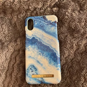 Mobilskal - Blått skal från ideal of sweden