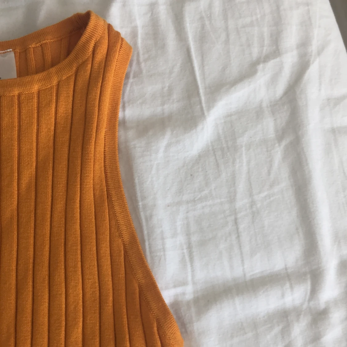 Hm stolek S orange färg  - 91