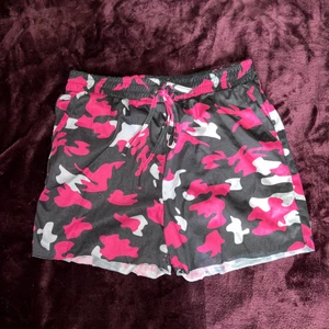 Nya shorts - Oanvända 