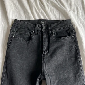Only Jeans - Skick 6/10 Ny pris 400 Märke only
