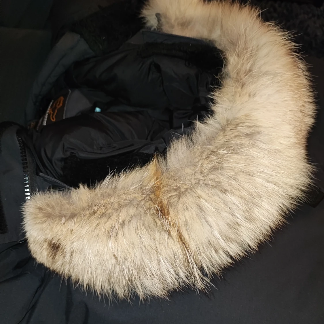 Canada goose jacka - 90