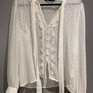 Blus från zara - Blus från Zara som jag dör för!! Superskick💞💞💞