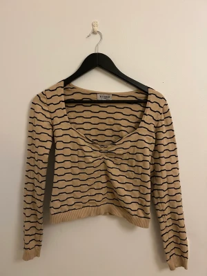 Musier top - Jätte fin musier top i storlek 36!