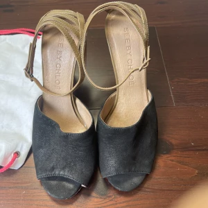 See by Chloe open toe skor - Skor som inte används längre  Kommer med original dustbag 