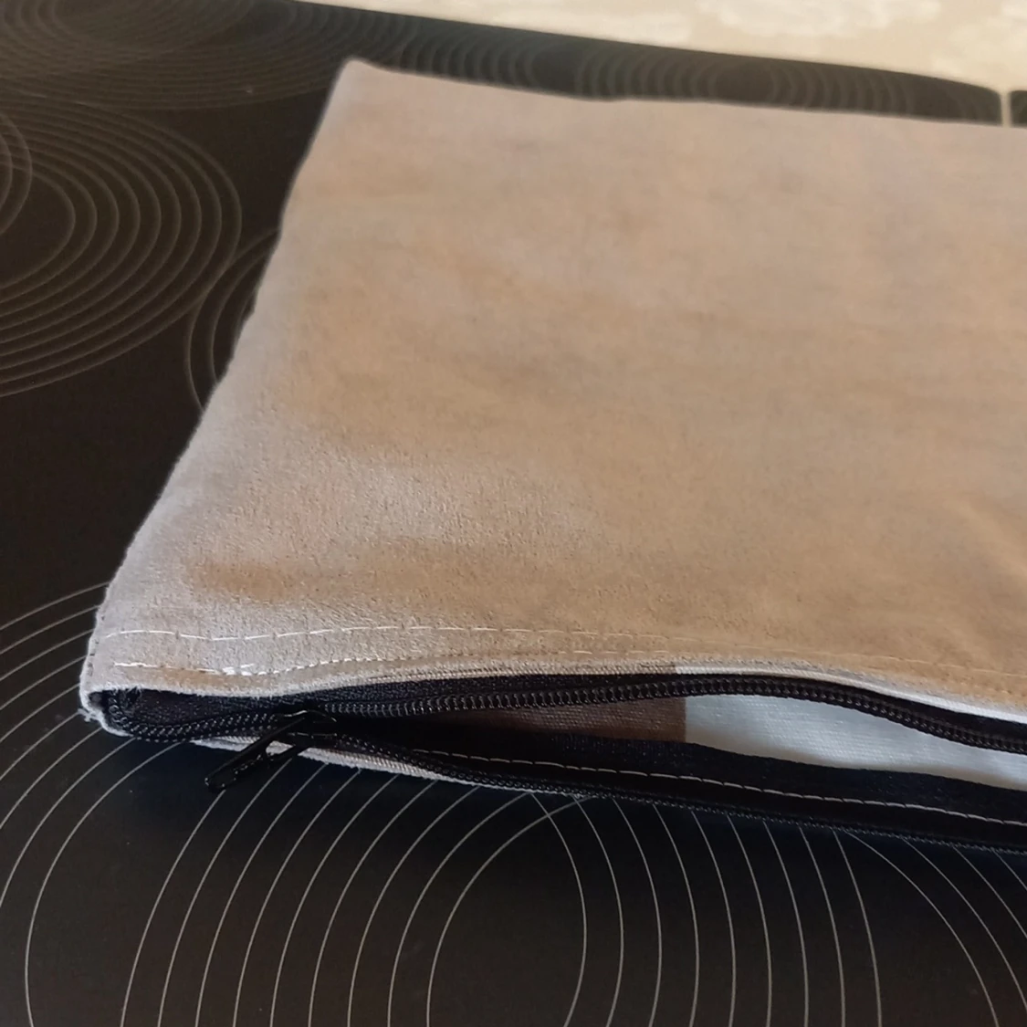 Ny datorväska i ljus mocka - 91