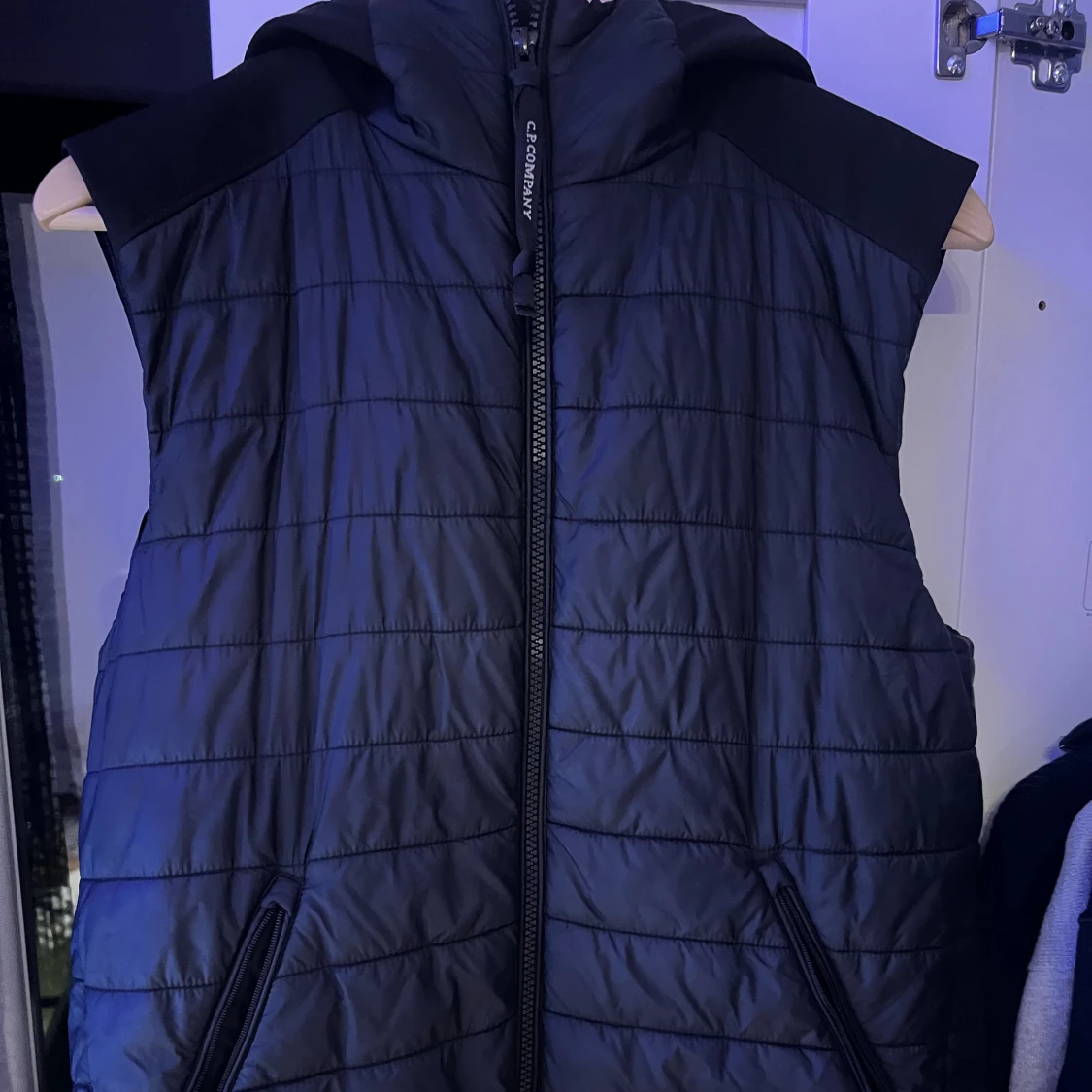 C.P. Company väst  - 90