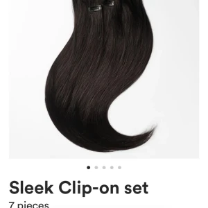 Löshår från rapunzelofsweden - Sleek clip-on set, 7 pieces, 50cm lång, black Brown. Ordinarie pris 2300kr, helt nya 