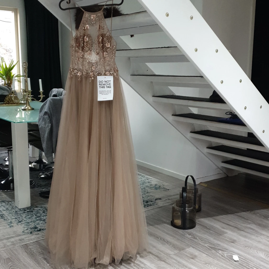 Lyxig klänning från Mascara  - 90