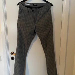 Jack&jones kostymbyxor - Storlek 31/34