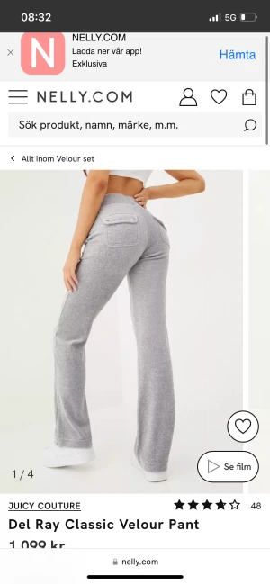 Juicy byxor  - Juicy byxor i fint skick, ena silverdetaljen är borta, storlek XS säljer för 650kr 