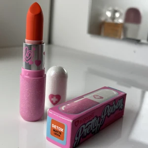 Sugarpill läppstift ~ detox - Endast swatchad! Färg: detox