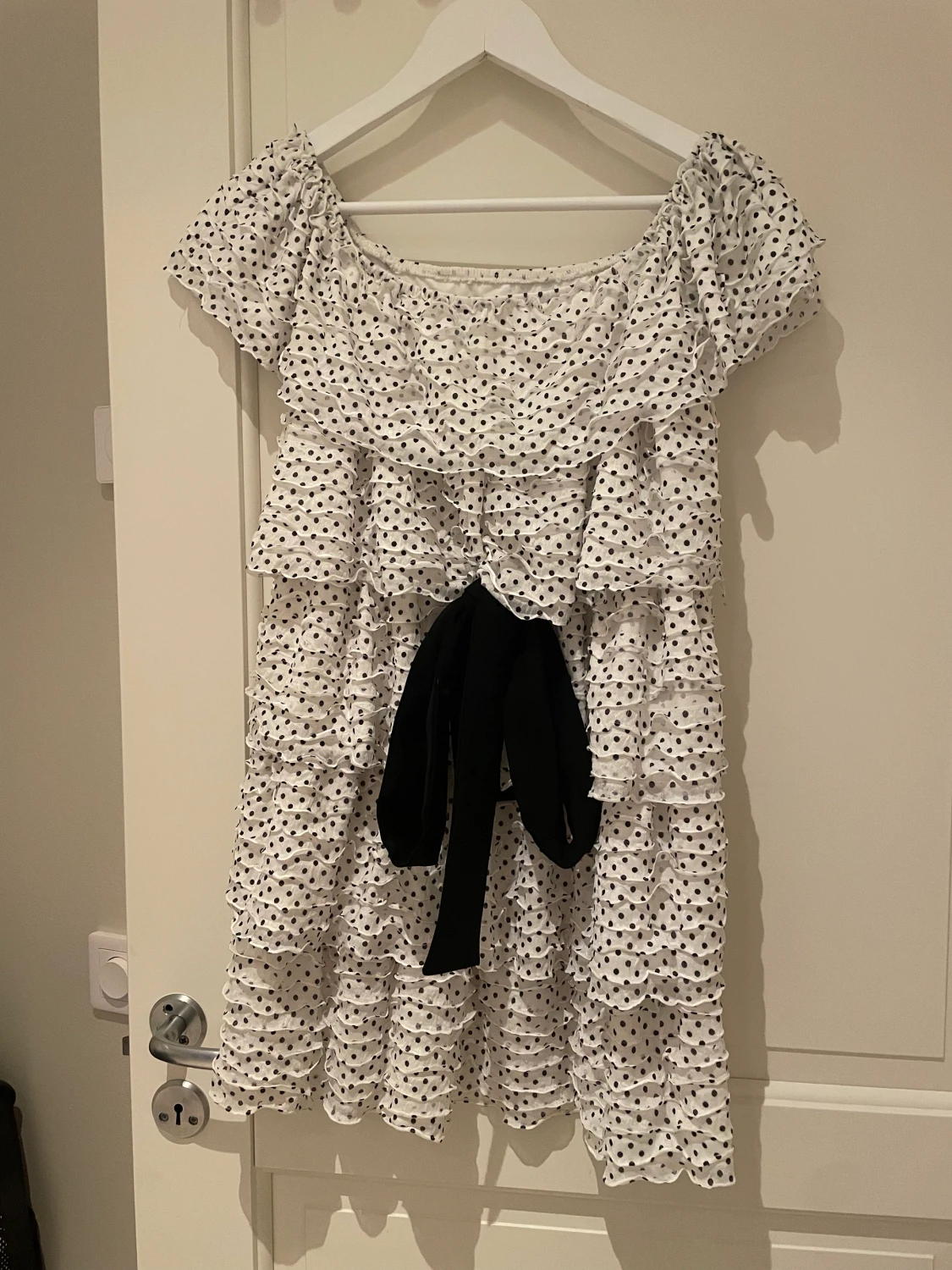 Prickig klänning Zara - 91