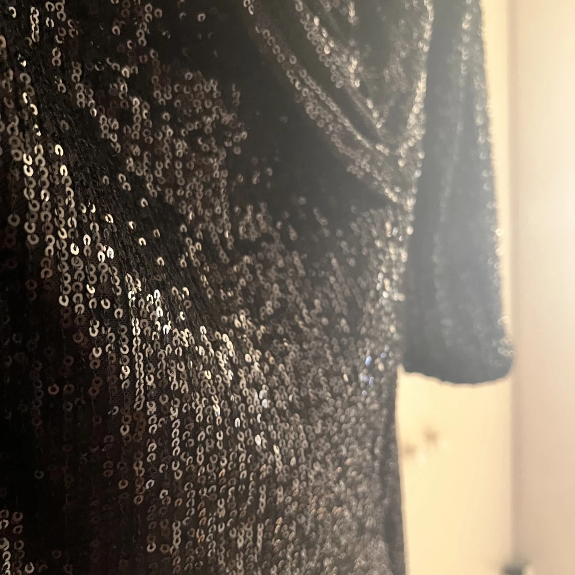 Vacker paljettklänning till studentbal/fest - 90