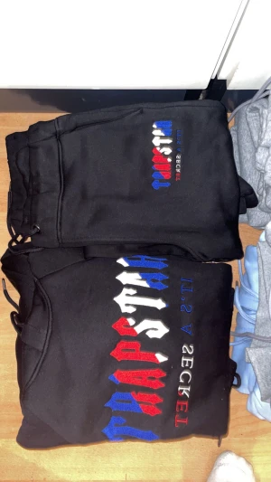 Trapstar dress - Priset diskuteras 