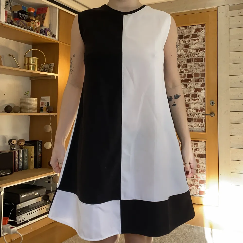 Vintage klänning 60-tal✨ Jag är 160cm . Klänningar.