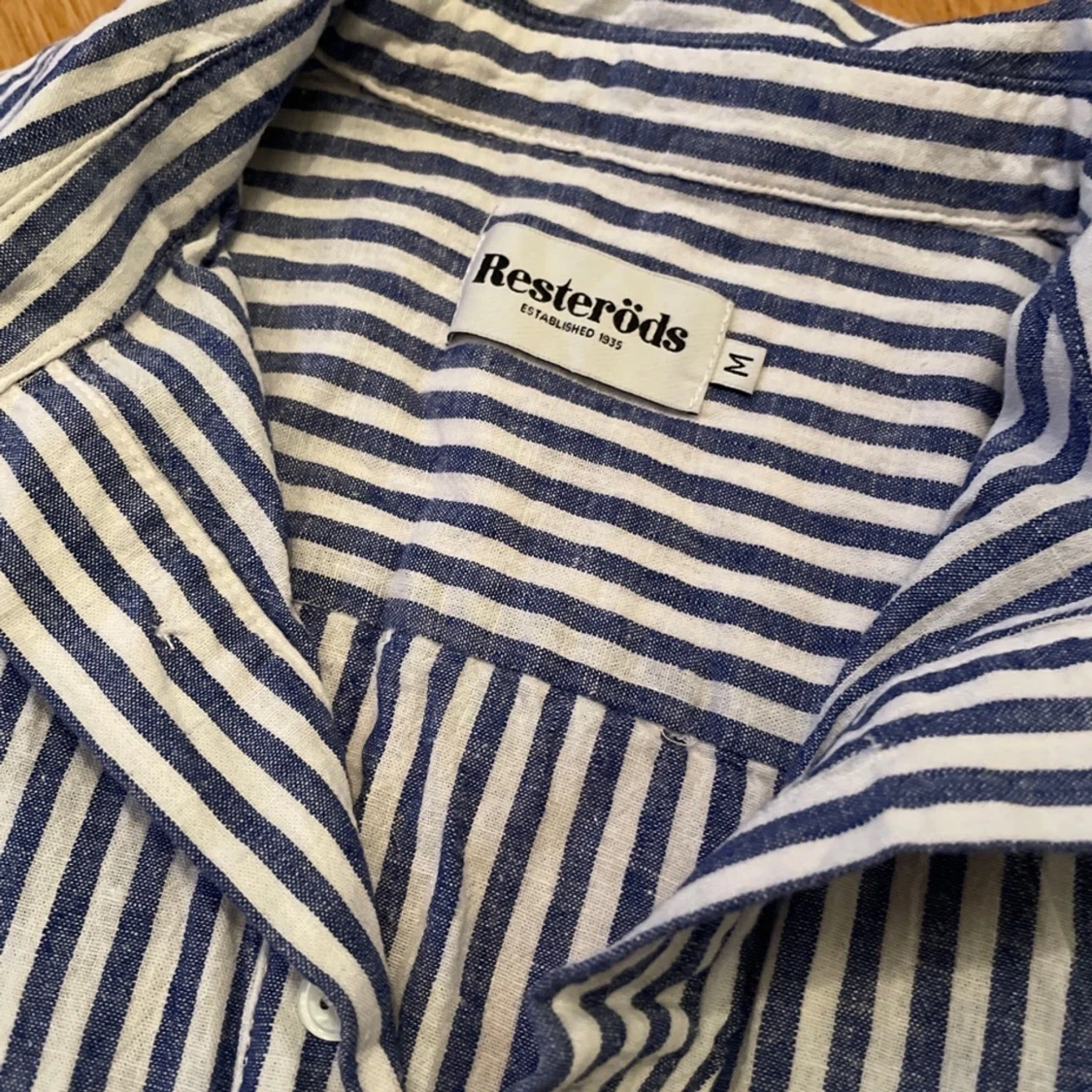 Resteröds, randig skjorta i linneblandning, M - 90