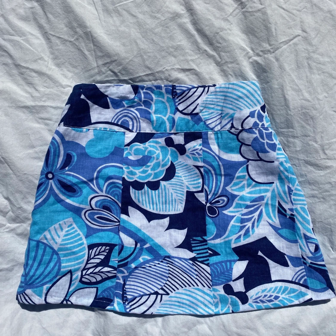 Blå blommig kjol Storlek S  - 91