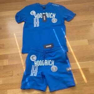 hoodrich  - hej! säljer detta settet i storlek S för 999kr, aldrig använd (prislappen finns kvar) finns i jönköping men går att skicka mot att köparen står för frakten 