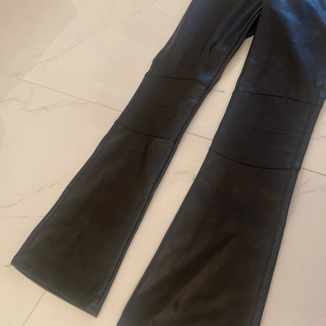 Skinbyxa från bikbok - 91