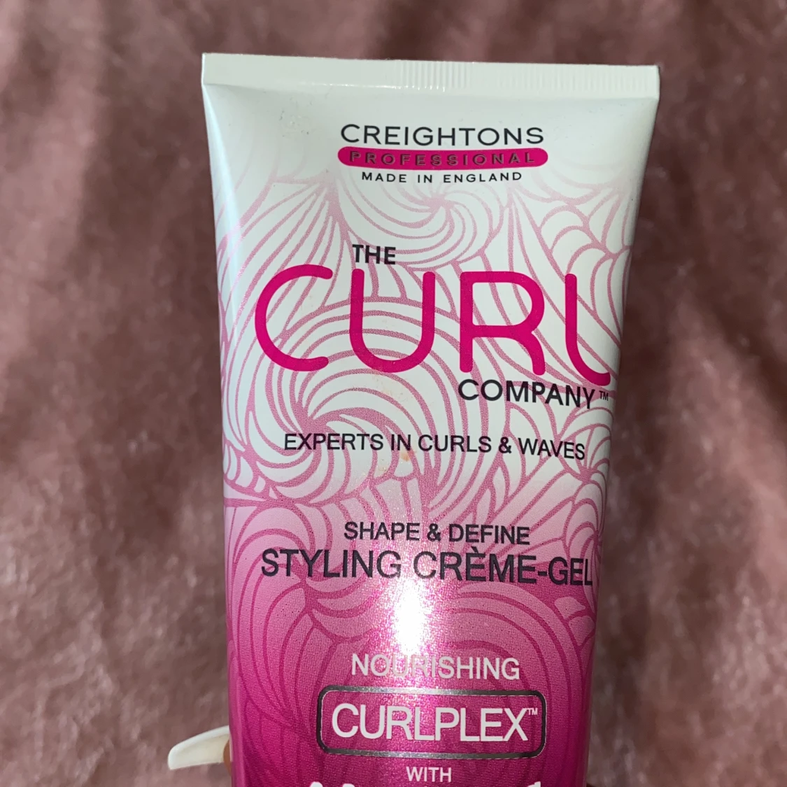 Gelé kräm för lockigt/ som vill ha lockigt hår 