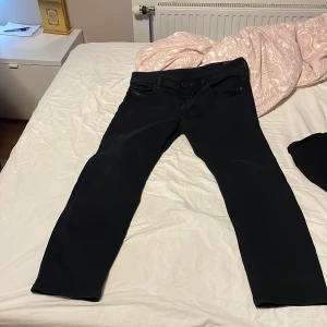 Diesel jeans  - Diesel jeans bredd 33 längd 30 