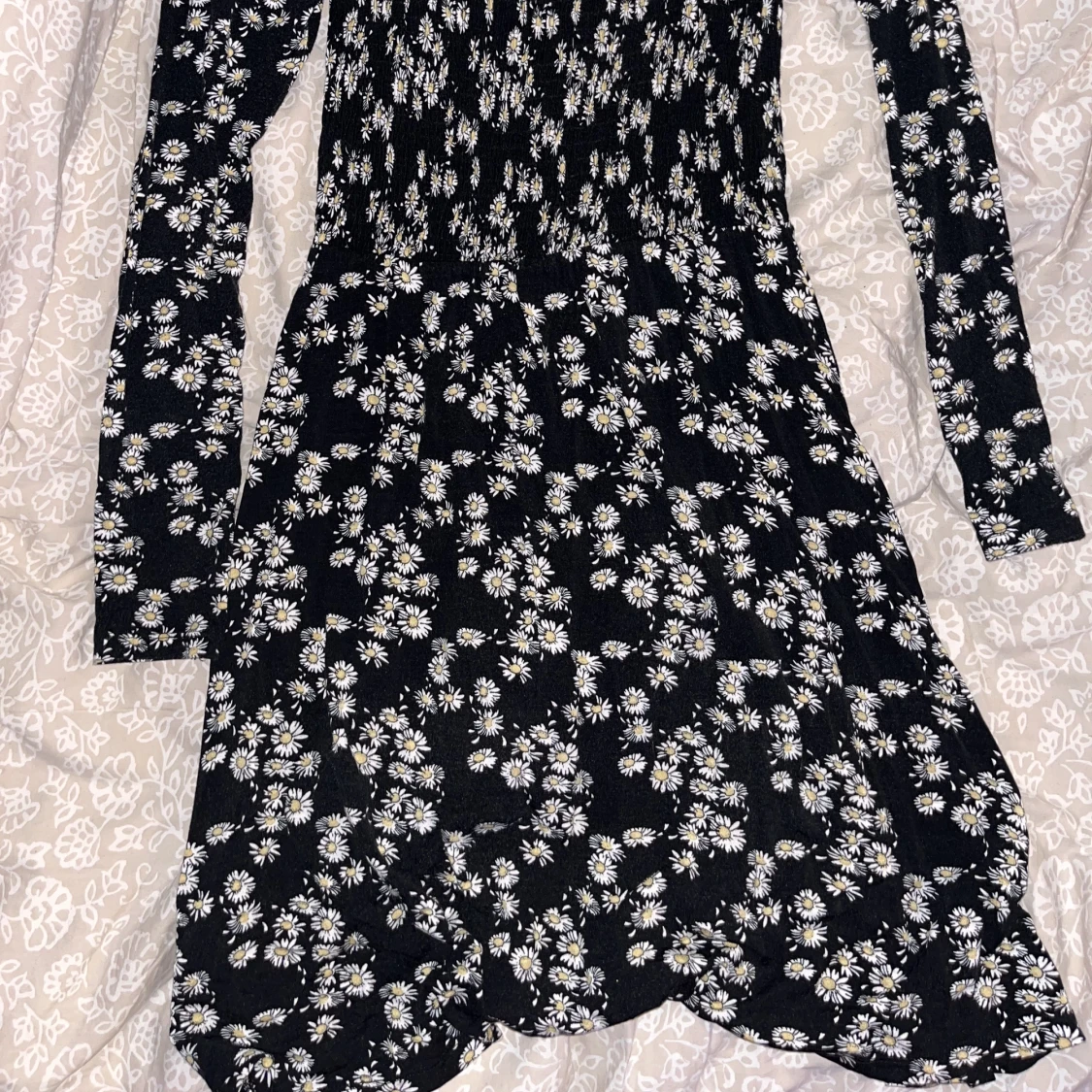 Sommarklänning med prästkragar - 90