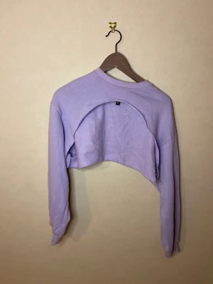 Bolero topp Strl. XS - Passar Strl. S jättebra med. Jättemjuk.