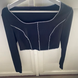 Topp - En festligare topp som aldrig hunnit komma till användning! 💕