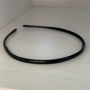 Nytt svart diadem!! - Helt nytt! 