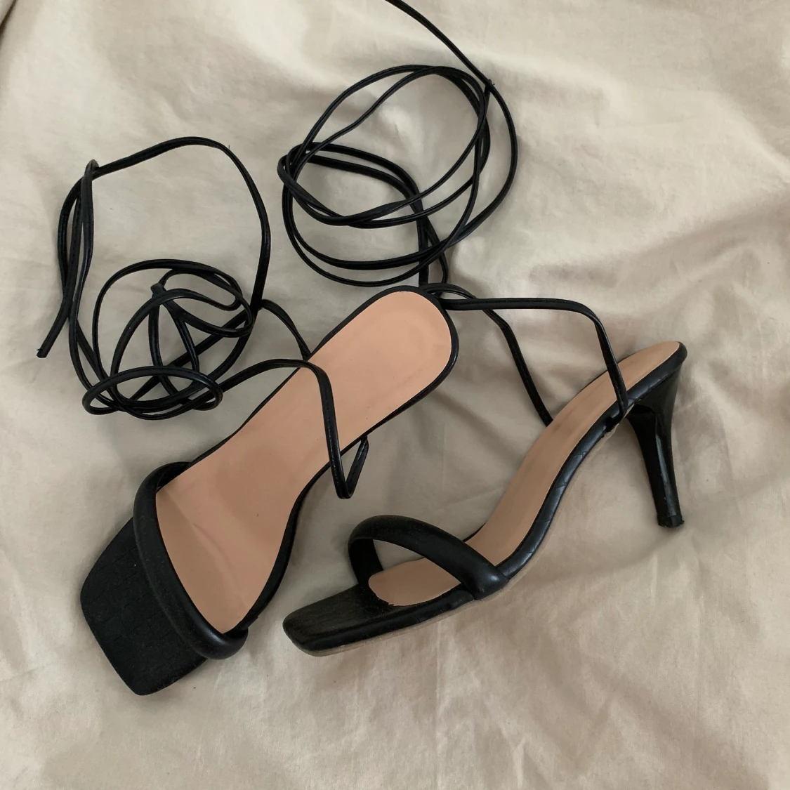 Klackar med snörning