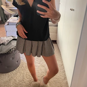Söt Kjol - Så söt kjol från pull&bear i rutigt mönster!! Svartvit 💕