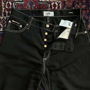 Eytys Benz Cali - Eytys Benz Cali som ny. Unisex. Size 30/34