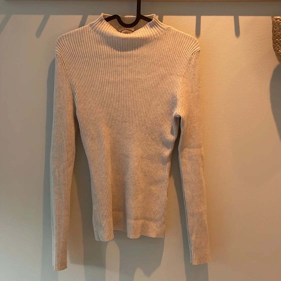 Stickad långärmad topp