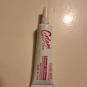 Ögonfranslim🌞 - En tub ögonfranslim, aldrig öppnad. Pris 10 kr plus frakt 16 kr 🌞 Swish finns 🌞 vid frågor kontakta mig 🌞 Anki 