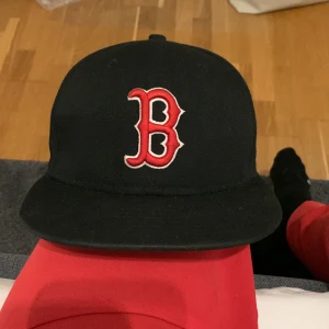 Keps - Säljer keps pris kan diskuteras 